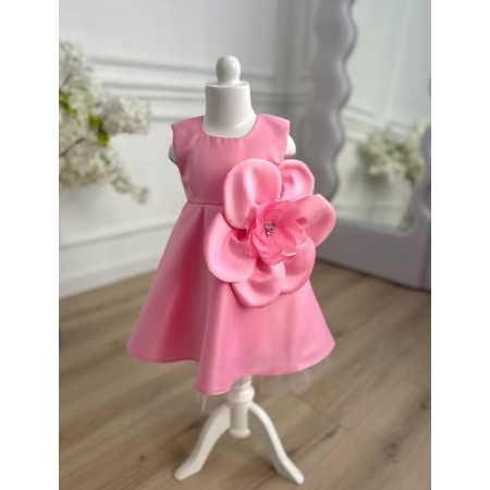 Robes boutique en satin...