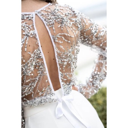 Elegant set with tulle and...