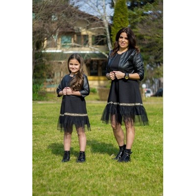 Abito con tulle